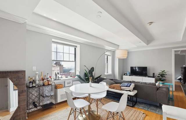 1701 Locust St - 1701 Locust Street, Philadelphia, PA 19103