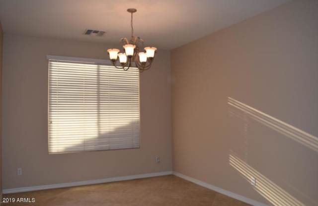 16776 W ABERDEEN Drive Gallery 3