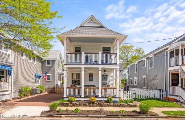 85 Abbott Avenue photos photos