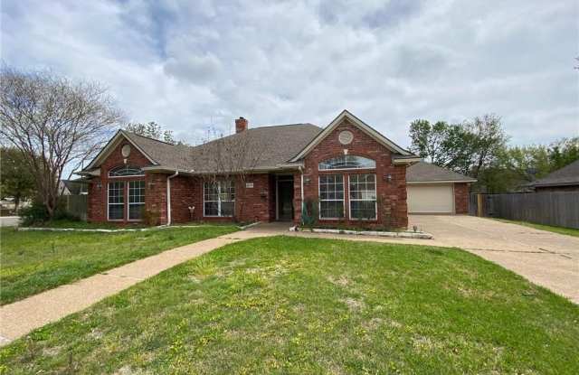 1608 Panther Ln - 1608 Panther Lane, College Station, TX 77840