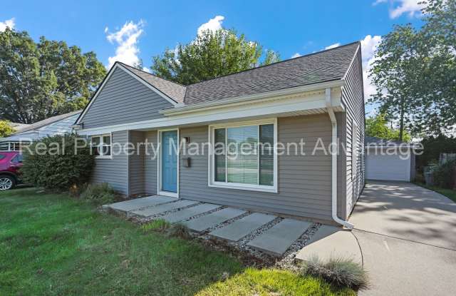 Fully Updated Two Bedroom with Contemporary Style and Comfort Throughout! Gallery 3
