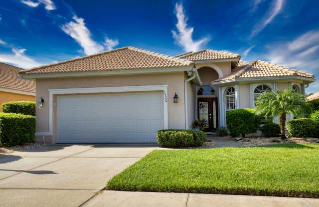 Seasonal Short-Term Single Family Pool Home in Pelican Pointe Golf  Country Club! photos photos