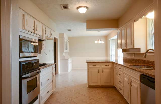 1320 Laramie Place Gallery 3