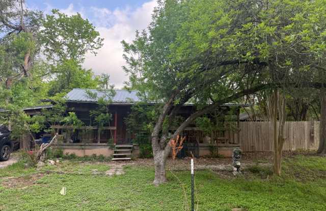 NEW ON MARKET (7 ACRE HOA GUADALUPE RIVER PARK COUPLE BLOCKS AWAY) photos photos