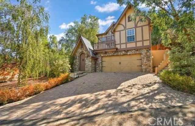 3512 Mesquite Drive Gallery 1