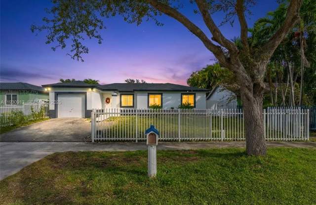 20823 SW 126th Ct photos photos