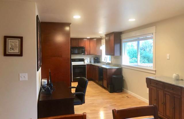 10823 NE 154th Ct Gallery 3