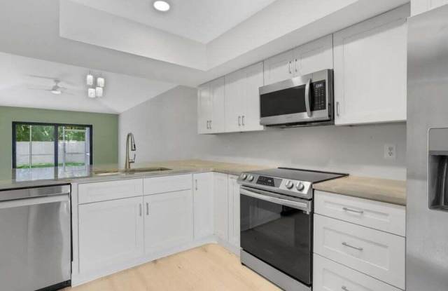 3113 Kingswood Terrace - 3113 Kingswood Terrace, Boca Raton, FL 33431