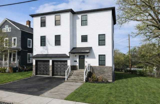 7 Maple St photos photos