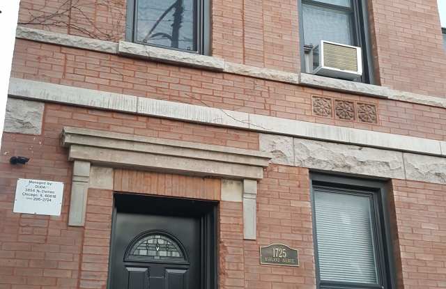 1725 North Ashland Avenue photos photos