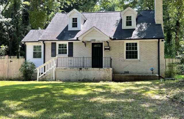 3609 Avalon Avenue - 3609 Avalon Avenue, Charlotte, NC 28208