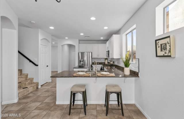 17646 W STATLER Drive Gallery 2