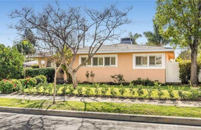 16642 Los Alimos Gallery 2