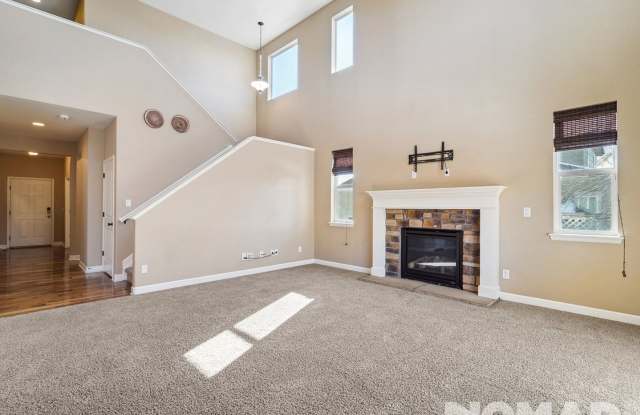 4 Bedroom Single Family Home in Thornton photos photos