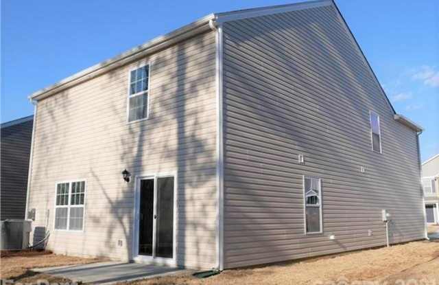 Beautiful Newer Home!! Gallery 3