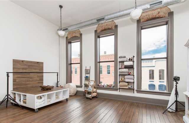935 Conner Street Gallery 2