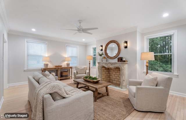 3822 Hope Valley Road Gallery 4