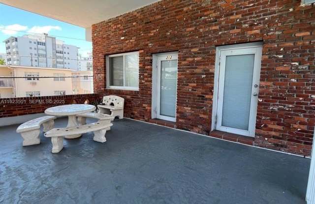 315 69th St photos photos