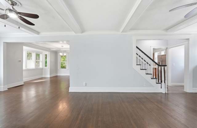 14 Saint Elmo Road Gallery 2