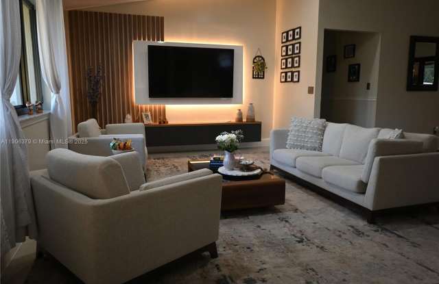 14229 Stirrup Ln photos photos