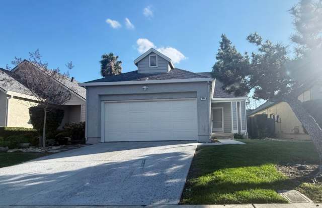 Charming 2 bed 2 bath photos photos