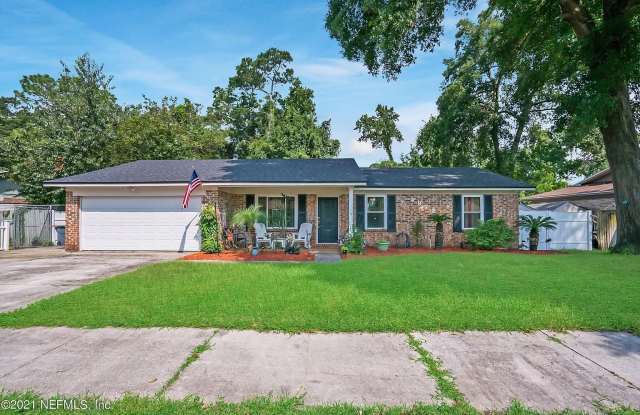 4872 Lofty Pines Circle West photos photos