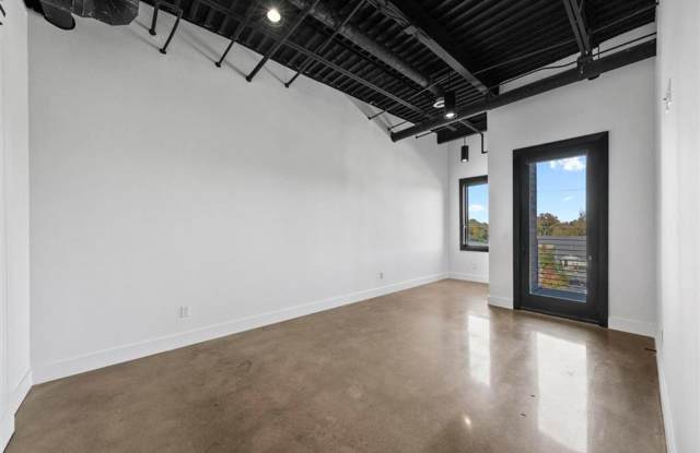 1131 Fairview Avenue Gallery 4