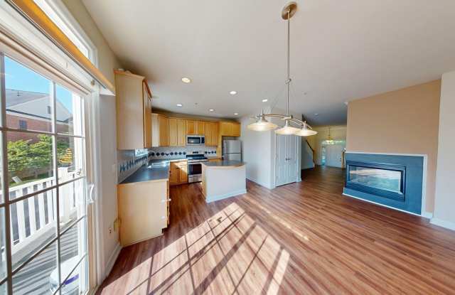 Beautiful Three Bedroom/2Full+2half baths - Garage Townhouse in King Farm! photos photos