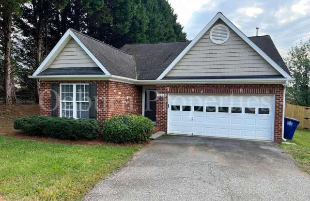 3568 Milhaven Rd.-3BR/2BA-Sherwood Forest Home! - 3568 Milhaven Road, Winston-Salem, NC 27106