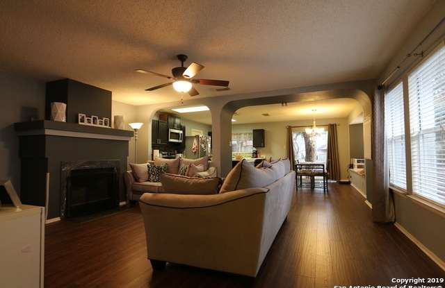 9571 GLADEVIEW Gallery 2