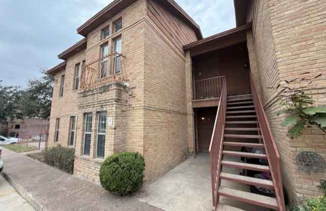 Downstairs -Three-bedroom Condo photos photos