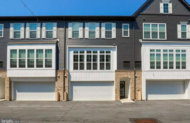 404 MAYER Place photos photos