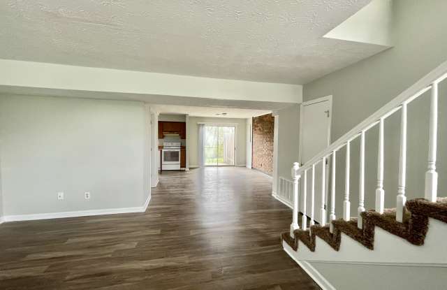1167 Tatesbrook Dr. Apt A Gallery 1