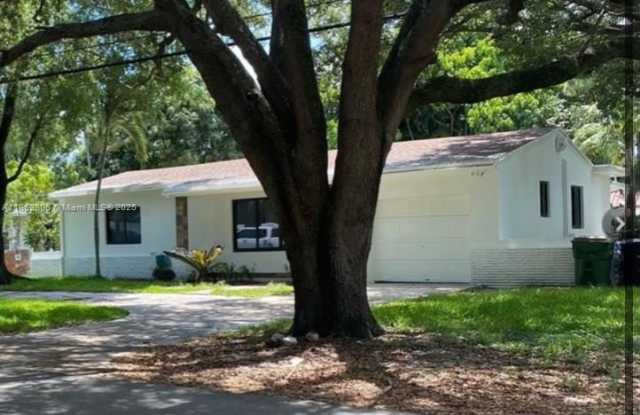 13236 NE 4th Ave photos photos