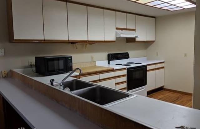 295 S Hoyt St - 295 South Hoyt Street, Lakewood, CO 80226