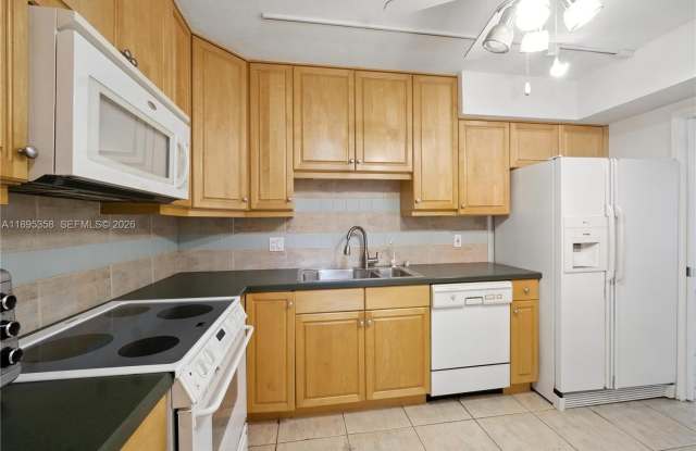 3850 Oaks Clubhouse Dr photos photos