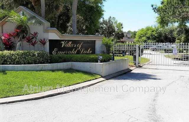 2609 Emerald Lake Ct - 2609 Emerald Lake Court, Osceola County, FL 34744