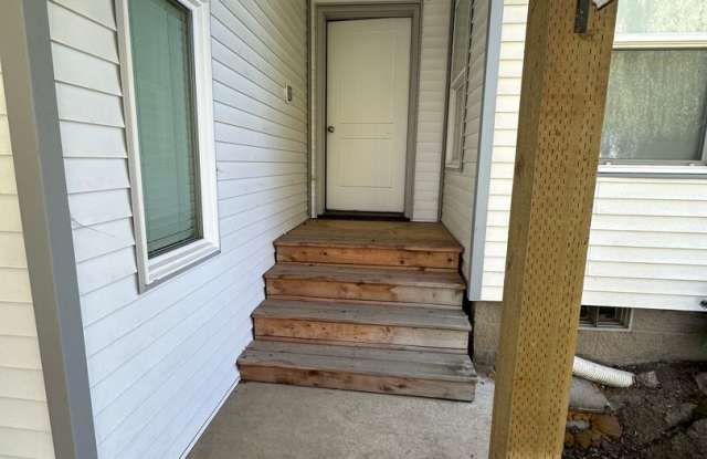 1-Bedroom 1 Bath Apartment Attached To Main House photos photos