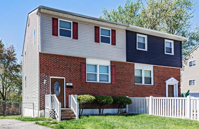 New Castle end unit townhome - 3 bedroom, 2 bath in Penn Valley photos photos