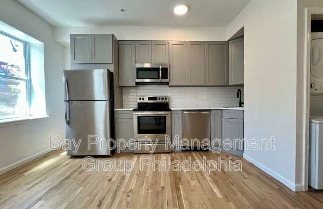 2131 W Master St photos photos