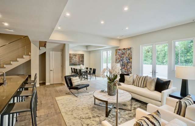 611 N Orlando Ave - 611 North Orlando Avenue, West Hollywood, CA 90048
