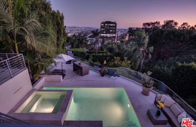 8954 ST IVES Dr photos photos