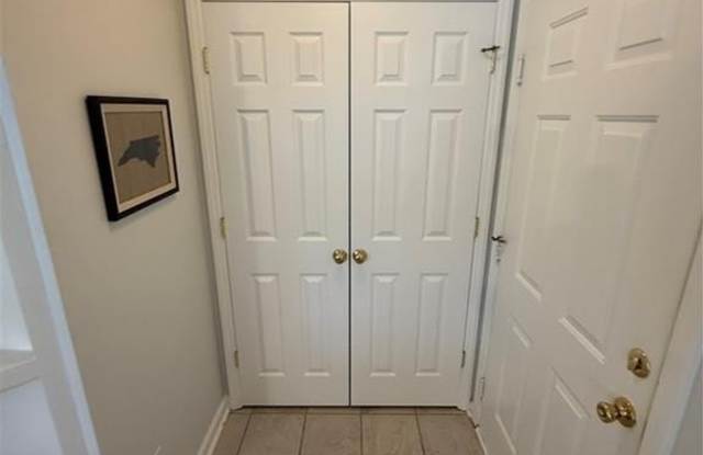 324 Scholastic Court Gallery 3