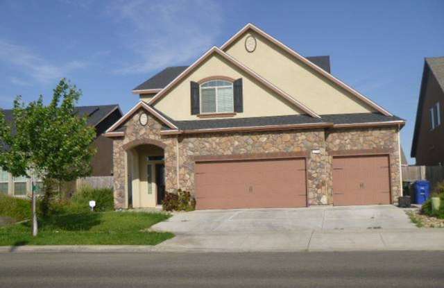 4720 Barclay Way - 4720 Barclay Way, Merced, CA 95348