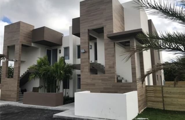 808 East 32nd Street - 808 East 32nd Street, Hialeah, FL 33013