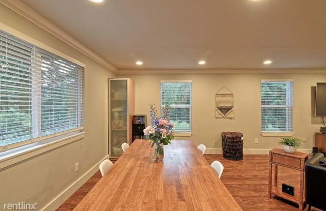 20317 45th Dr SE Gallery 3