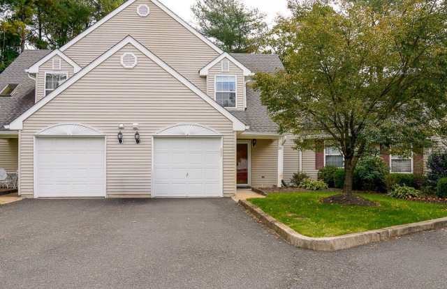 23 Commons Drive Gallery 1