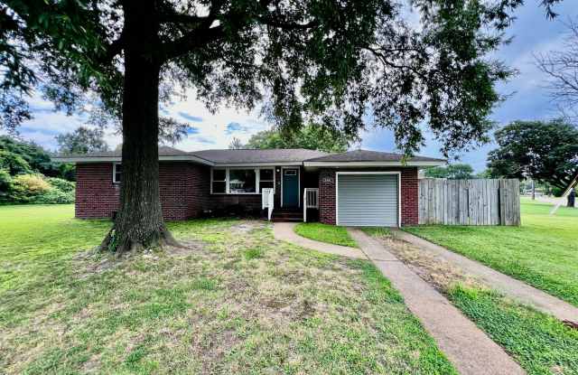 Charming 4 Bedroom home in Norfolk photos photos