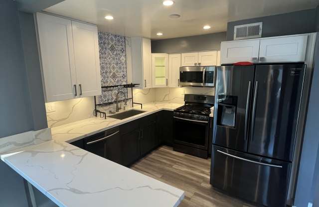 4418 Colfax Ave photos photos