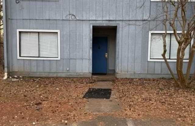 930 Pine Oak Trail photos photos